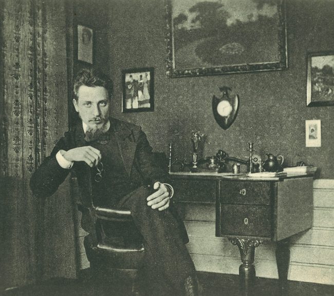 2 baltas kambarys 1901