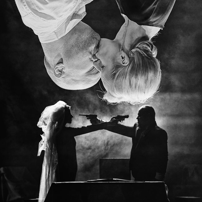 3-baltas-kambarys-sigitas dascioras keistuoliu teatras